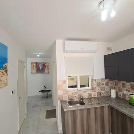 Lägenhet Mellieha Central Mellieħa