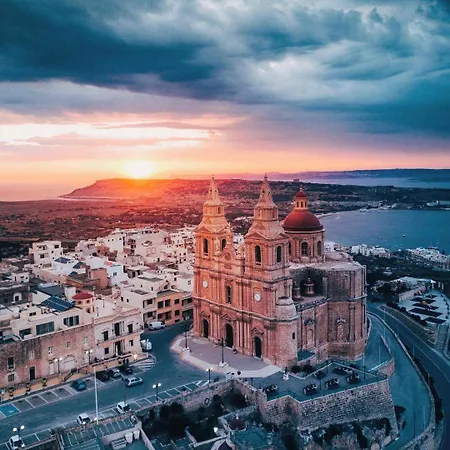 Mellieha Central * Mellieħa